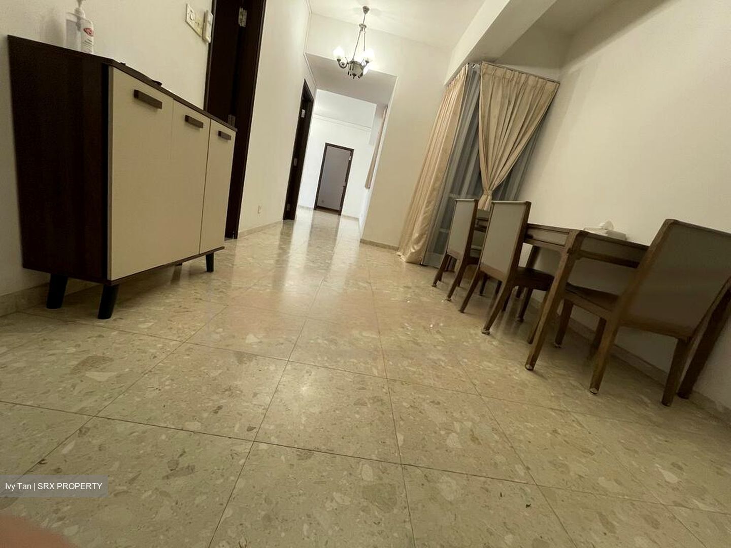 UE Square (D9), Apartment #539186971